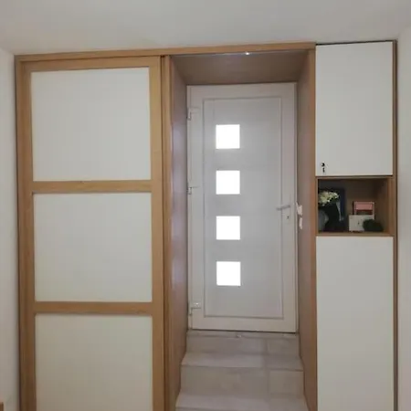 Apartment Brio Luxurious Urban In Heraklio,wifi,αc