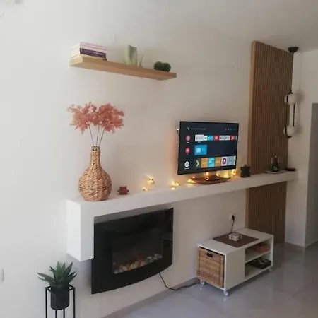 Apartment Brio Luxurious Urban In Heraklio,wifi,αc *